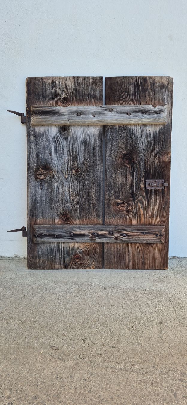 Volets: Fensterladen von 1885 – Défectueux à Kerns par Luvro 1