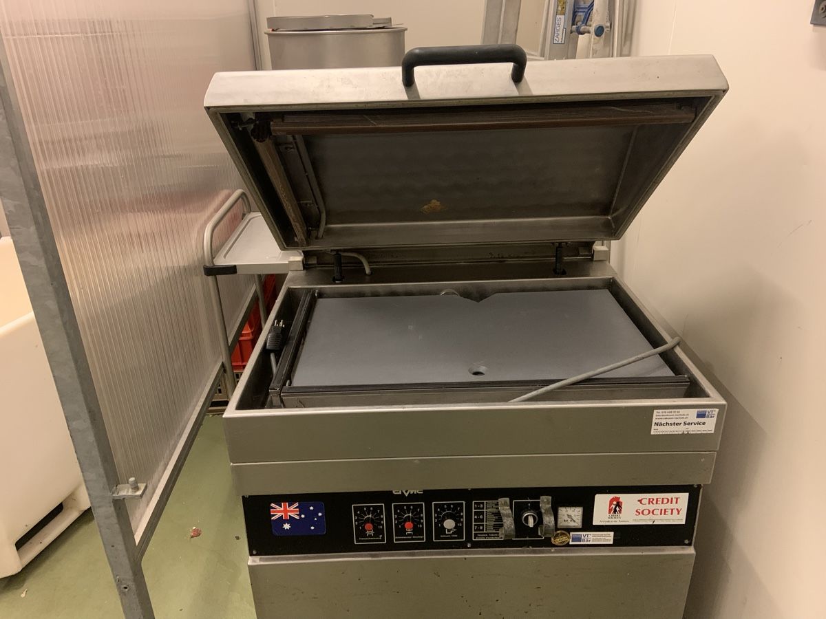 Komplettküchen: Erme Vacuum Maschiene – Gebraucht aus Degersheim von klauser90 1