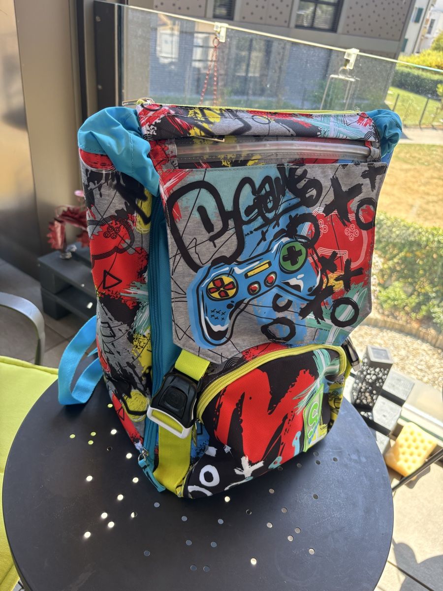 Sacs à dos: Rucksack mit LED-Beleuchtung neu – Neuf avec emballage d'origine à La Tour-de-Trême par ValGruyere 3