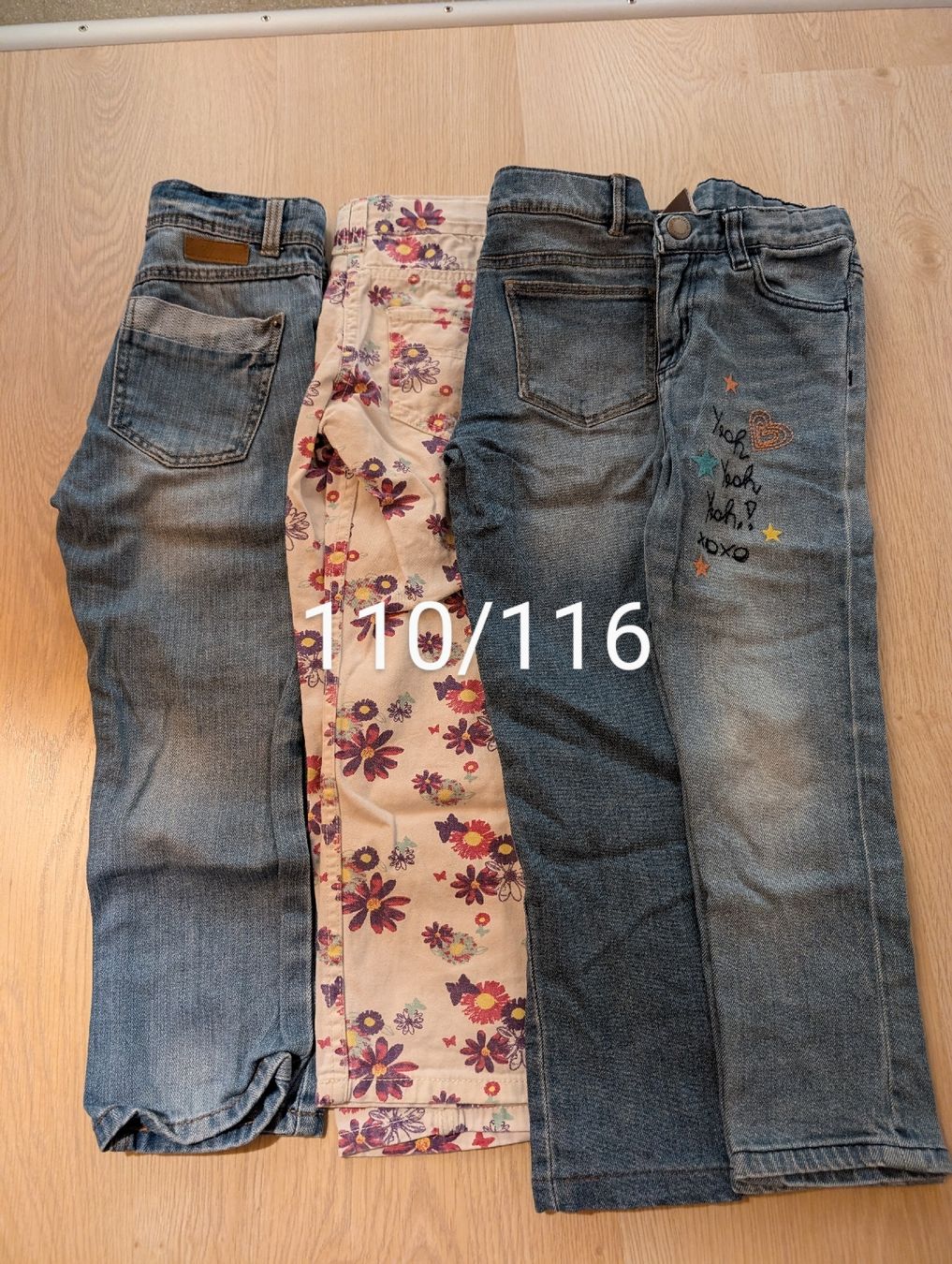 Lotti & Set di vestiti: Kleiderpaket 116/122 – Usato da Nods venduto da BieneS 2