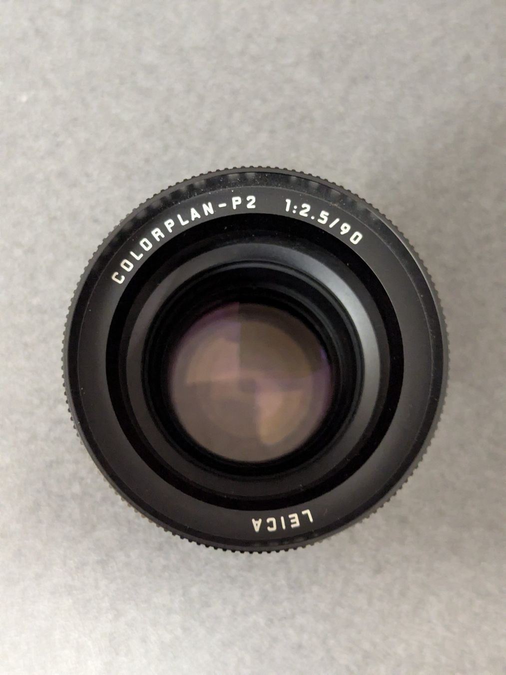 Leica Obiettivi: Leica Colorplan P2 1:2.5 90mm Projektor-objektiv – Usato da Bischofszell venduto da Blende2 2