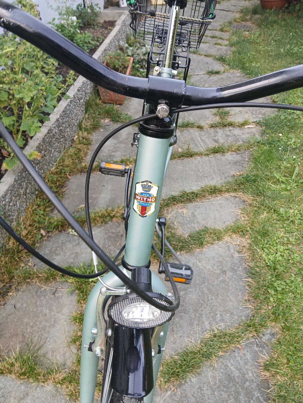Vélos: Damenvelo mit Korb, silber, gebraucht – D'occasion à Kriens par BenjaminsTokey 1