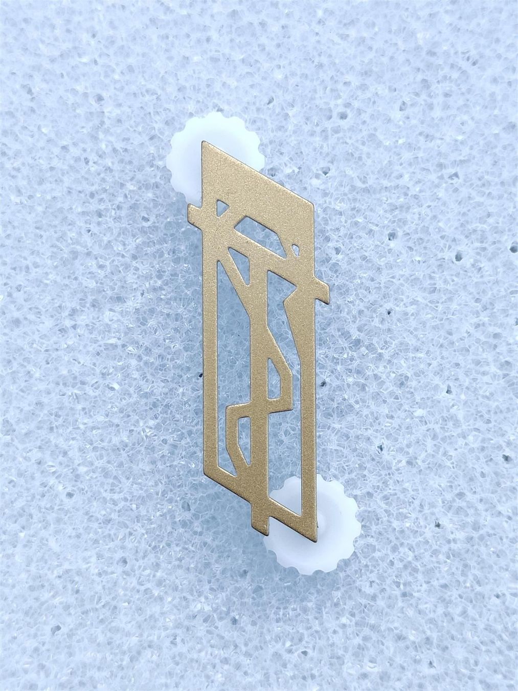 Placchette & Badge: Metallabzeichen Spitalsoldat V1 – Usato da Bauma venduto da SwissMilitaria