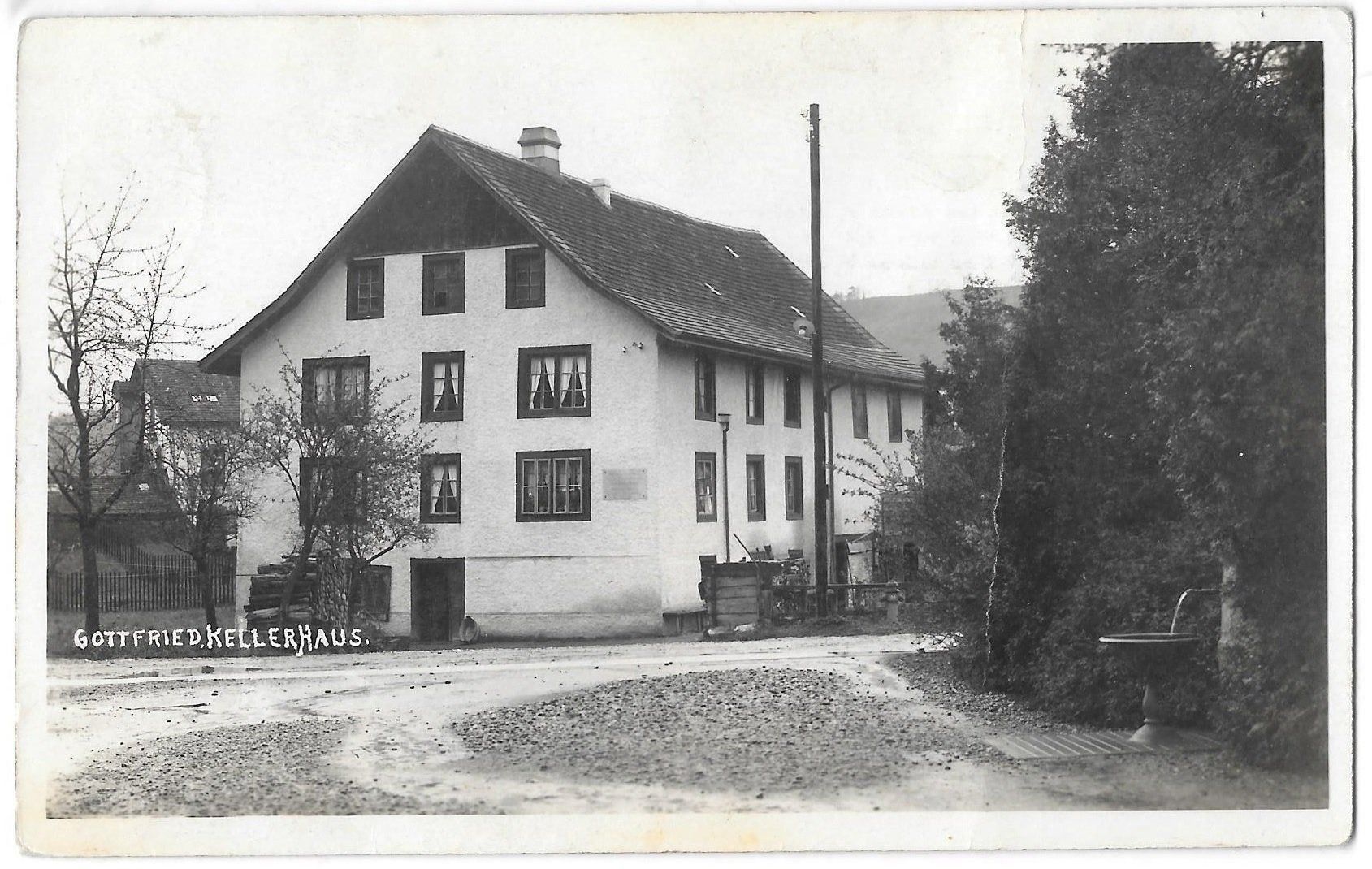 Cartoline postali: Glattfelden Gottfried Keller Haus – Usato da Olten venduto da clotaldi