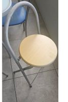 2 Tabourets pliants pratiques pour l'intérieur/extérieur