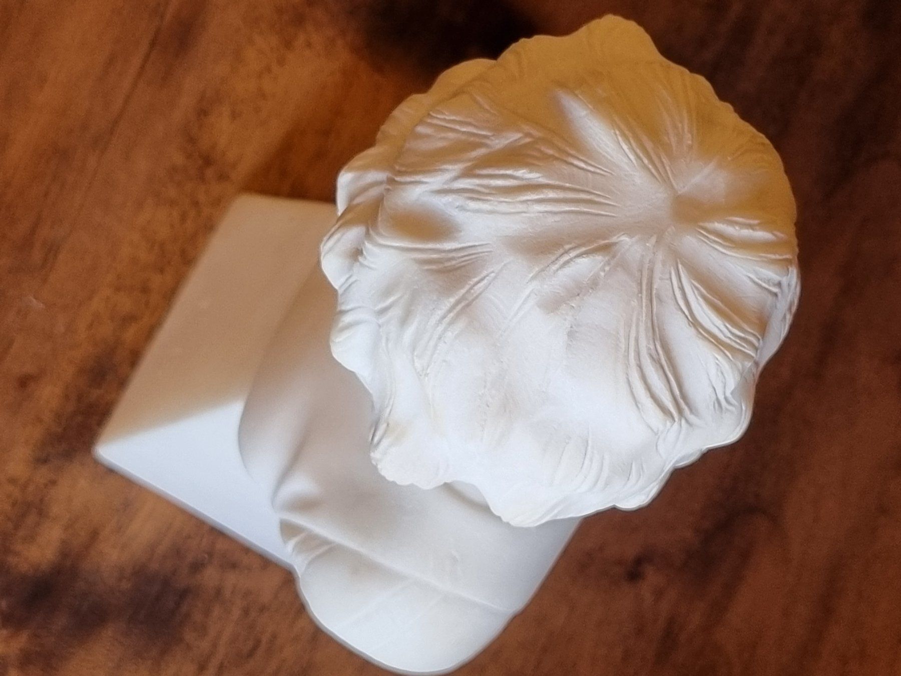 Sculptures & Statues: Signierte Alabaster-Kinderbüste – D'occasion à Scharnachtal par devin03 3