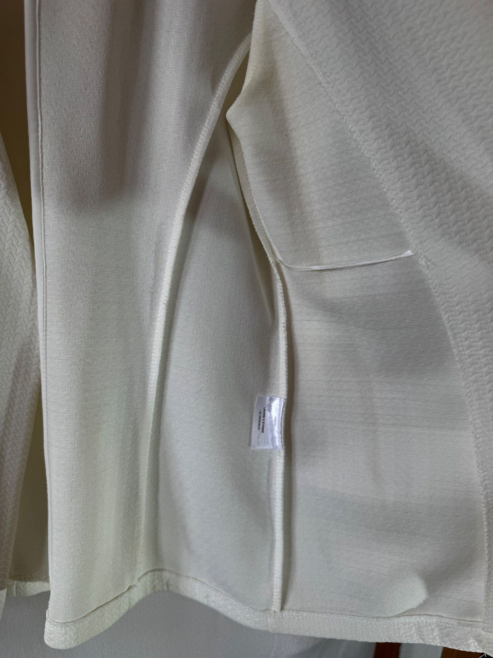 Giacche: Schöne weisse Jacke von Motive – Usato da Grosswangen venduto da second_hand_dress 3