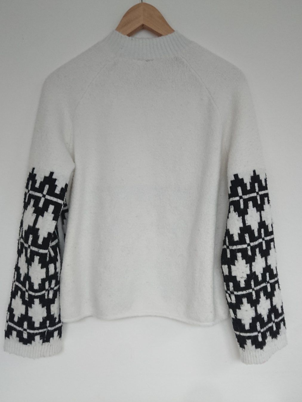 H&M Maglioni & Felpe: Damen Winter Pullover DIVIDED H&M Gr. S – Usato da Hallau venduto da CHACLA 2
