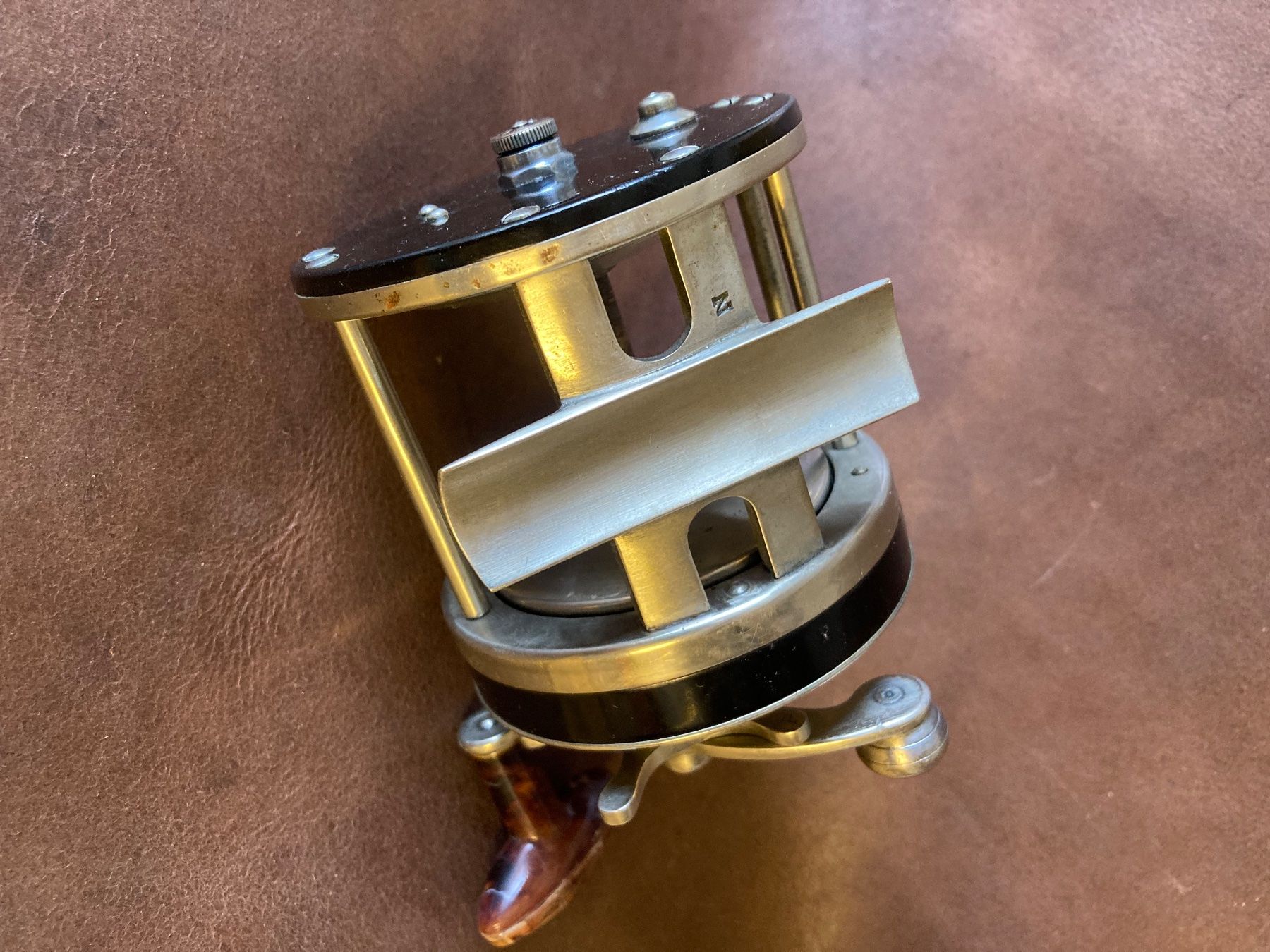 Tamburi & Mulinelli: PFLUEGER CAPITOL ANTIKE ANGELROLLE – Usato da Bottmingen venduto da Surubi 4