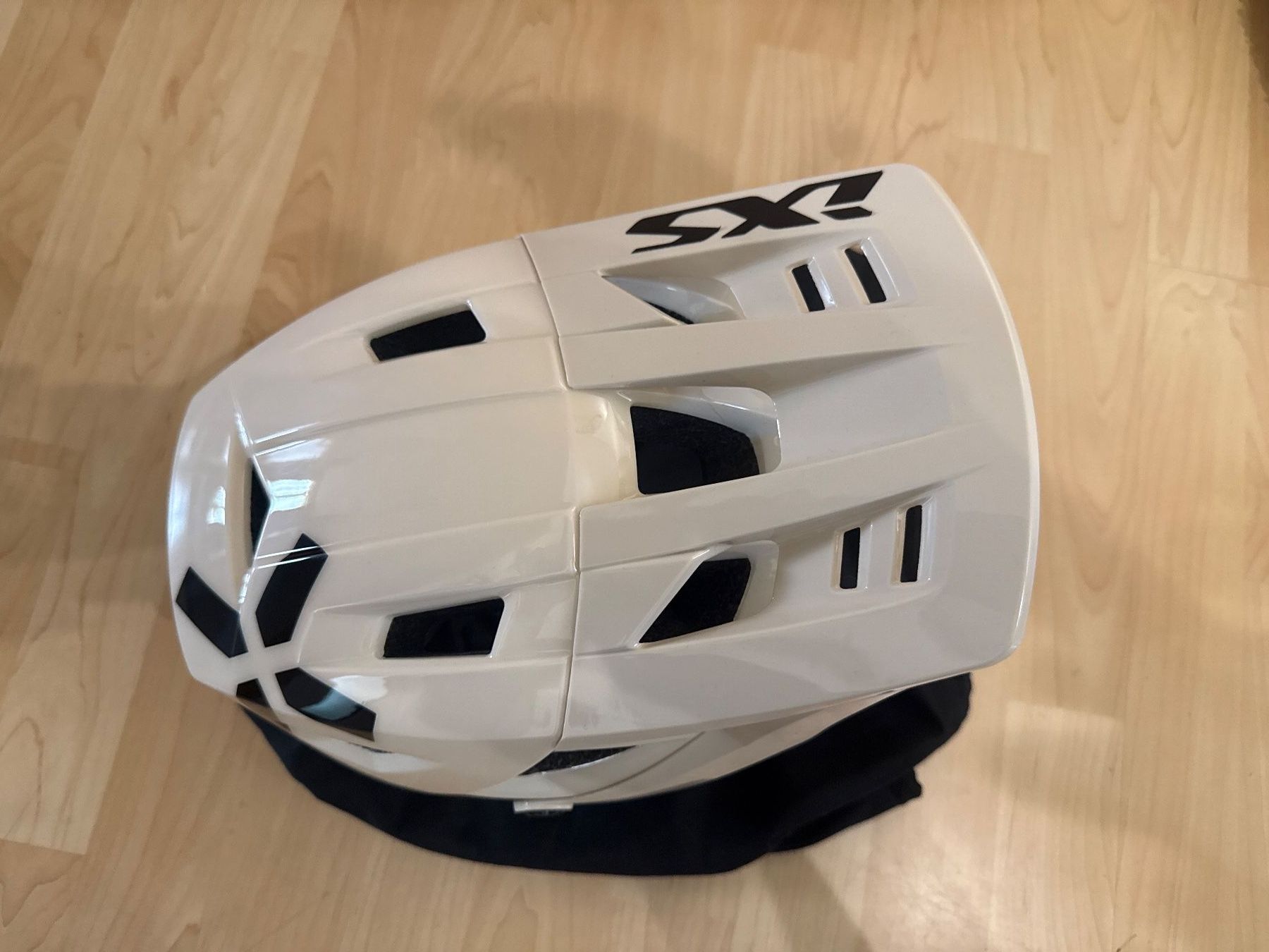 Casques: iXS Trigger X Mips Helm Gr. M 56-59 cm – D'occasion à Niederbuchsiten par at05m77 1