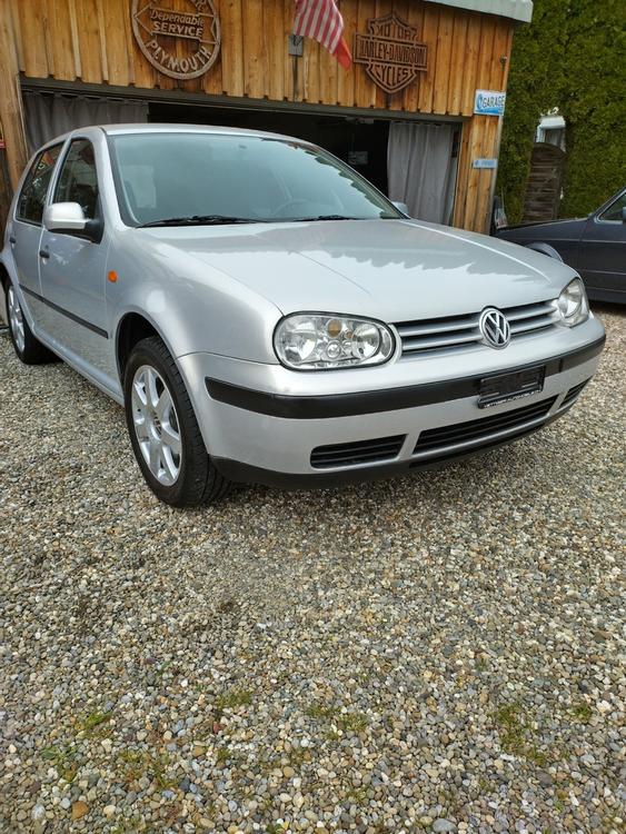 VW Golf 1.8 4Motion 15.4.2024 frisch ab MFK mech. alles NEU