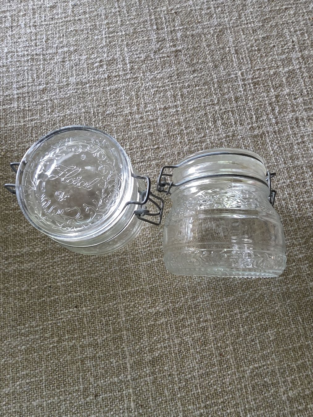 Contenitori & Simili: 2 Glass Jars with Hinged Lids – Nuovo (secondo la descrizione) da Hinwil venduto da Ehretstock8 3
