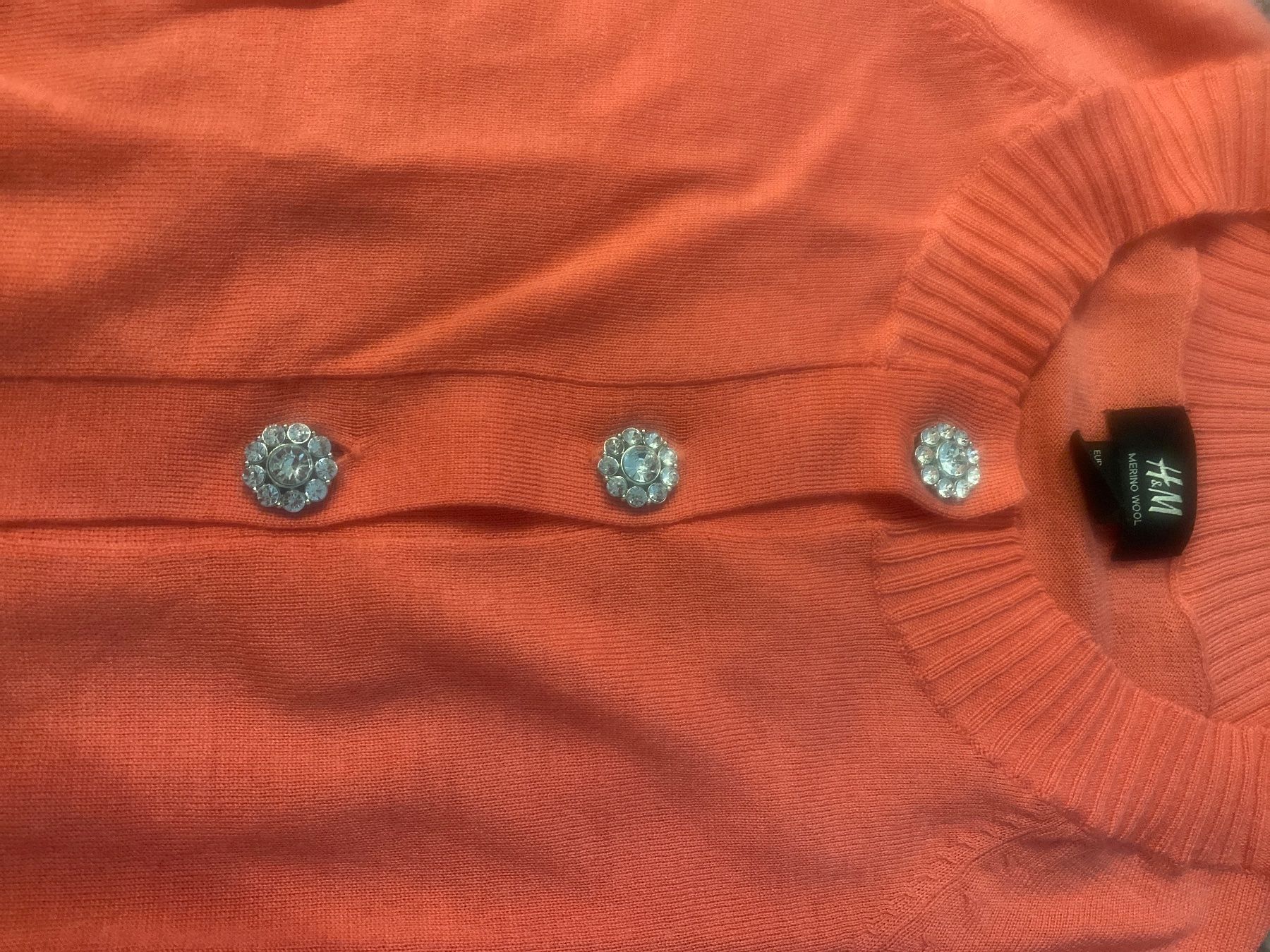 T-shirt: Maglietta H&M – Nuovo (secondo la descrizione) da Zürich venduto da lcl_r88r 1