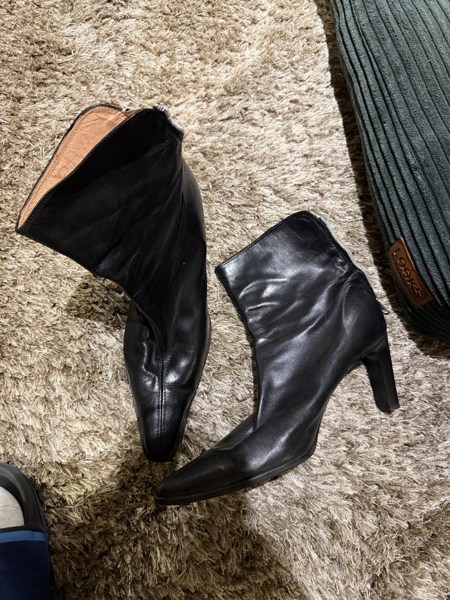 Scarpe da donna: Lodi Lederstiefel | Grösse 38, schwarz – Nuovo (secondo la descrizione) da Küsnacht ZH venduto da Wozdav