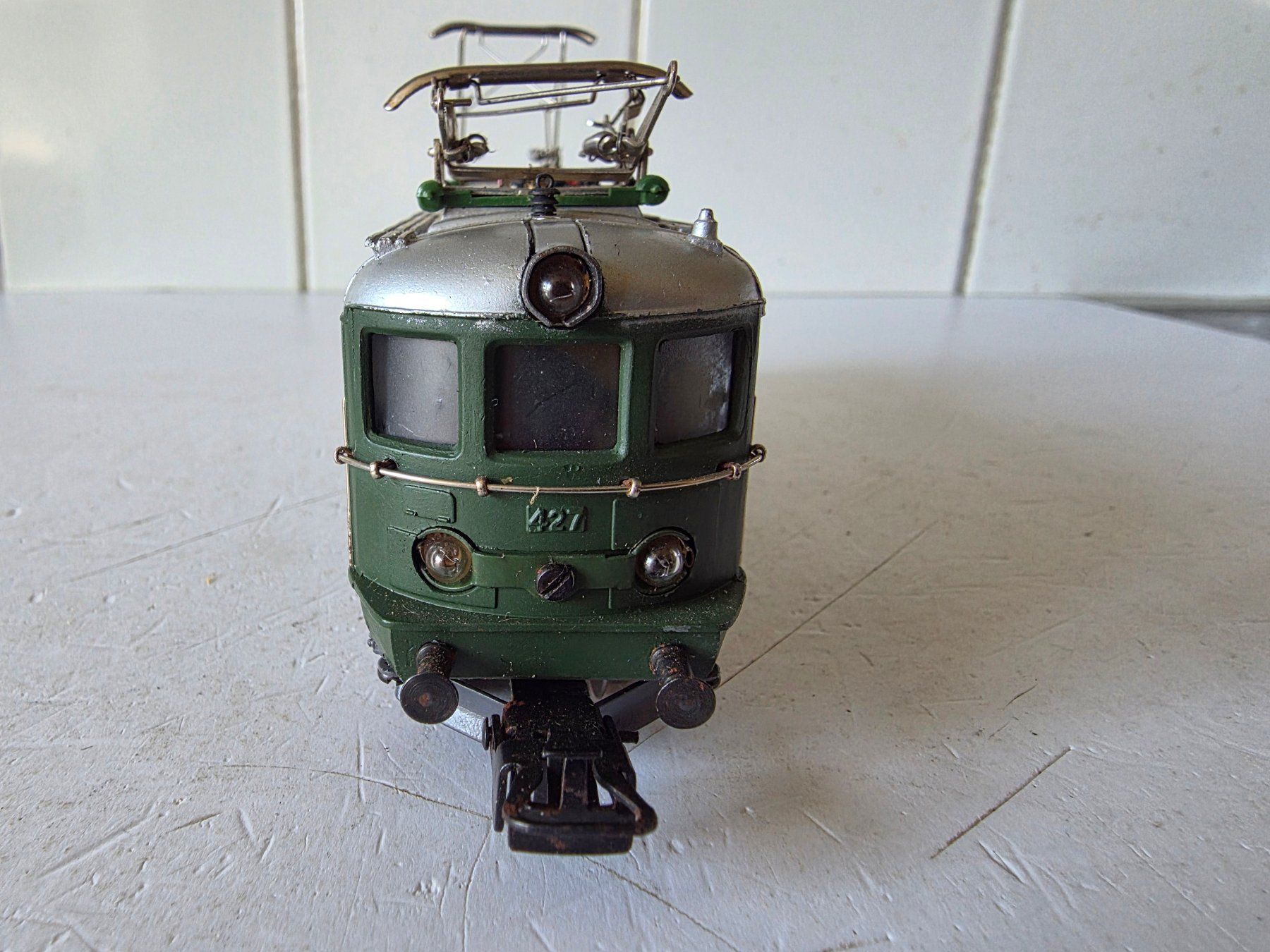 Märklin Modellini di ferrovie: E-Lok SBB Re 4/4, Lok-Nr. 427 – Nuovo (secondo la descrizione) da Seuzach venduto da Loeckeli01 2