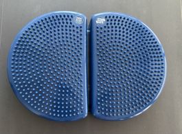 Aero-Step von TOGU in strahlendem Blau