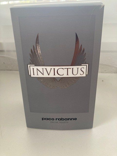 Paco Rabanne Profumi & Eau de Toilette: Paco Rabanne Invictus Eau de Toilette 200ml – Nuovo (secondo la descrizione) da Frenkendorf venduto da CAE27 1