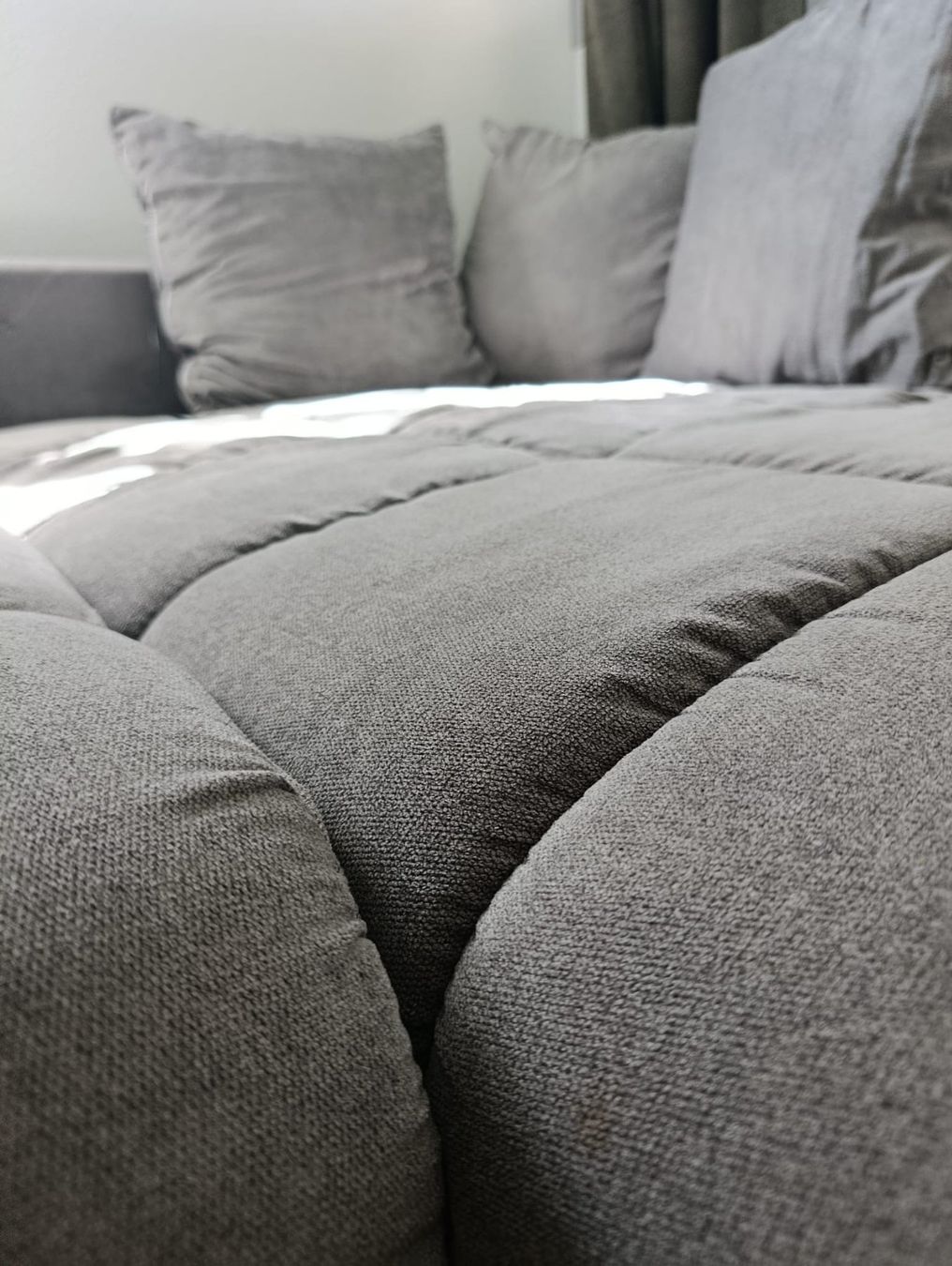 Divani: Ecksofa Grau mit Bettfunktion und Stauraum 270x220cm – Usato da Hedingen venduto da Maurice_Green 2