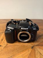 Sehr gut erhaltene Nikon F50 ideal für Einsteiger