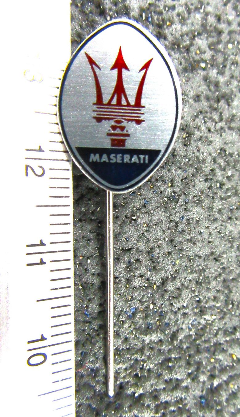Maserati Plaketten & Abzeichen: MASERATI AUTO LOGO ABZEICHEN ANSTECKNADEL VINTAGE OLDTIMER – Gebraucht aus Ettingen von Hausi4711 1