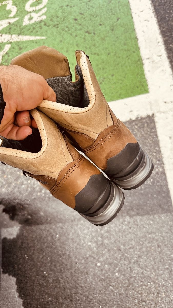 Herrenschuhe: Hiking Boots Leather Brown Used Size Unknown – Gebraucht aus Vulpera von Tome1989 5