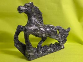 Pferd 30cm aus Marmor