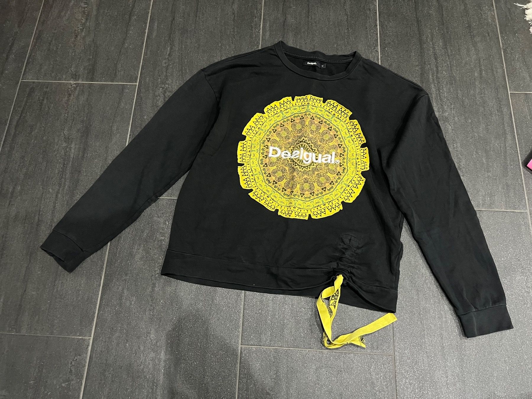 Pullover & Sweatshirts: Desiqual Pullover M – Gebraucht aus Schiers von Sam.ahd1