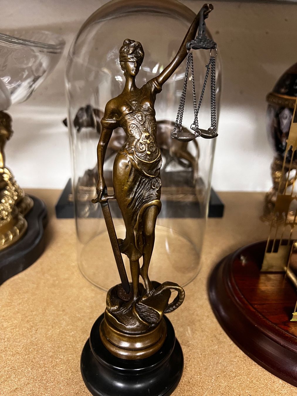 Skulpturen & Statuen: Bronze Figur Justitia aus Bronze Top – Gebraucht aus Oberengstringen von Cici7