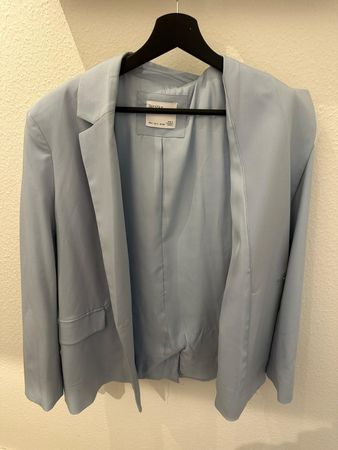 Bershka Blazer, Grösse S, Hellblau - Frühlingskollektion