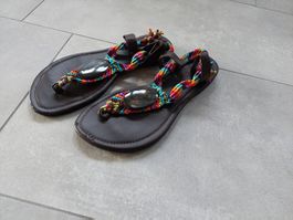 Schöne Sandalen / Flip Flops Grösse M