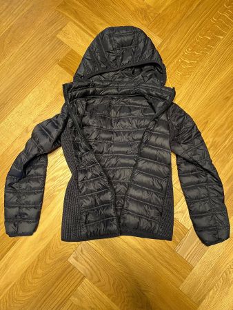 Benetton Damen Daunenjacke, Gr. 40 (IT)/36 (FR),