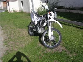Seltene Yamaha WR250R in weiss