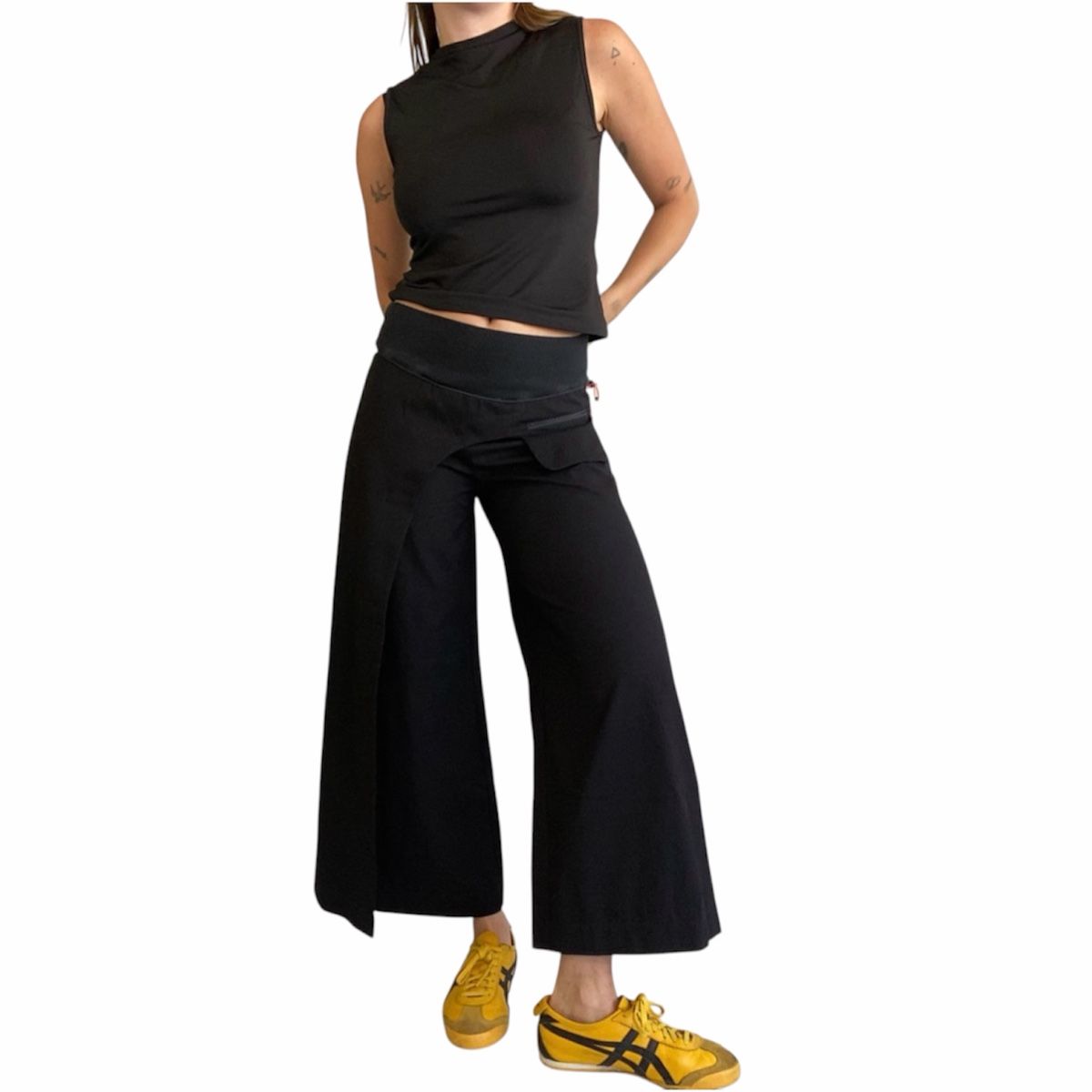 Pantalons: asymmetric cop copine trousers – D'occasion à Buochs par zukkias 4
