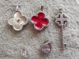 Lot bijoux- 5 petits pendantifs
