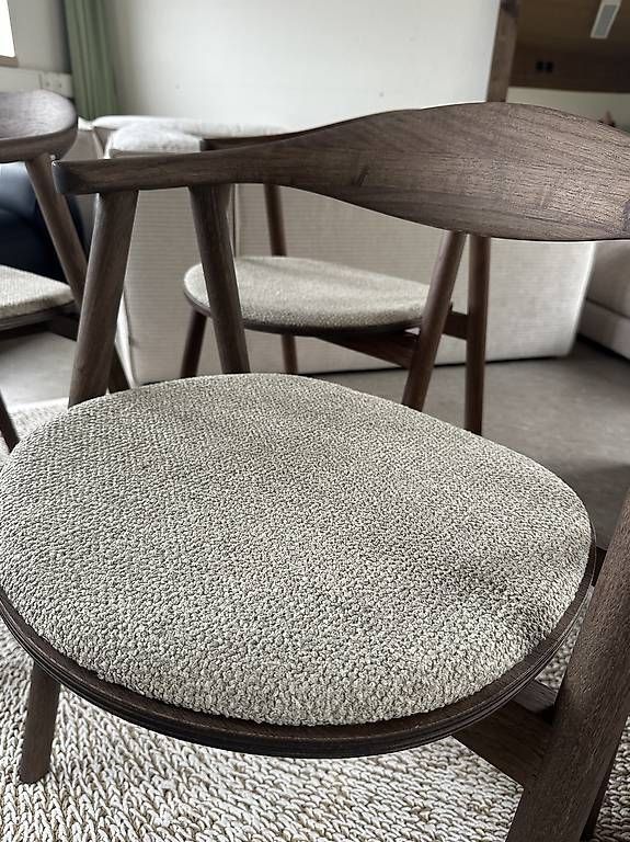 Bolia Sedie: NEU! Bolia Swing upholstered Dining Chair 4er Set – Nuovo e nell'imballaggio originale da Ramsen venduto da uniquetones.ch 1