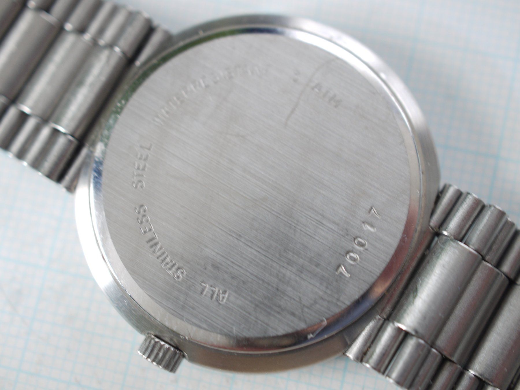 Edox Orologi: EDOX Quartz Date Stahl  Ø 34mm Ref.70017 – Usato da Gross venduto da Retro20 4