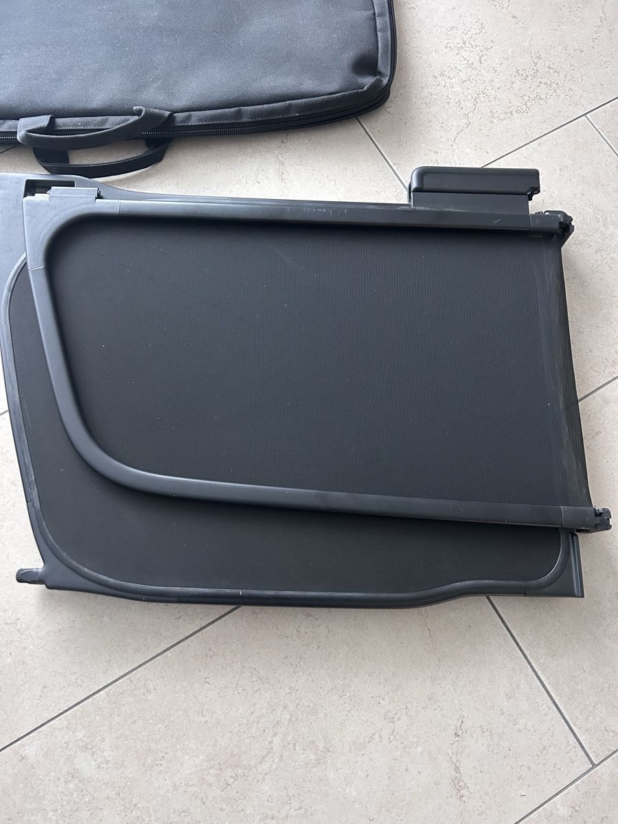 Audi Sonstiges Fahrzeugzubehör: Original Audi A5 Windschott & Tasche – Gebraucht aus Schöfflisdorf von gandig 1