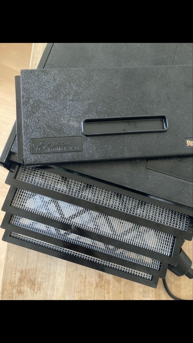 Excalibur Elettrodomestici da cucina: Excalibur Food Dehydrator – Usato da Basel venduto da Myriam3 4