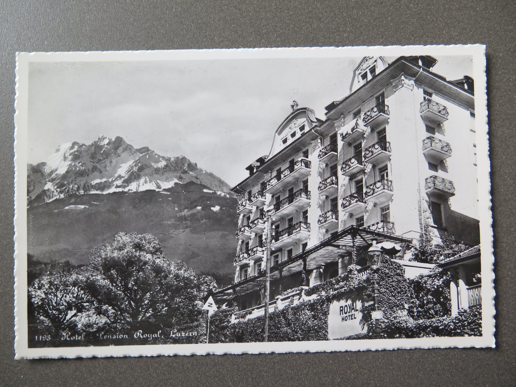 Cartoline postali: LUZERN - ROYAL HOTEL – Usato da Wittenbach venduto da lipasal