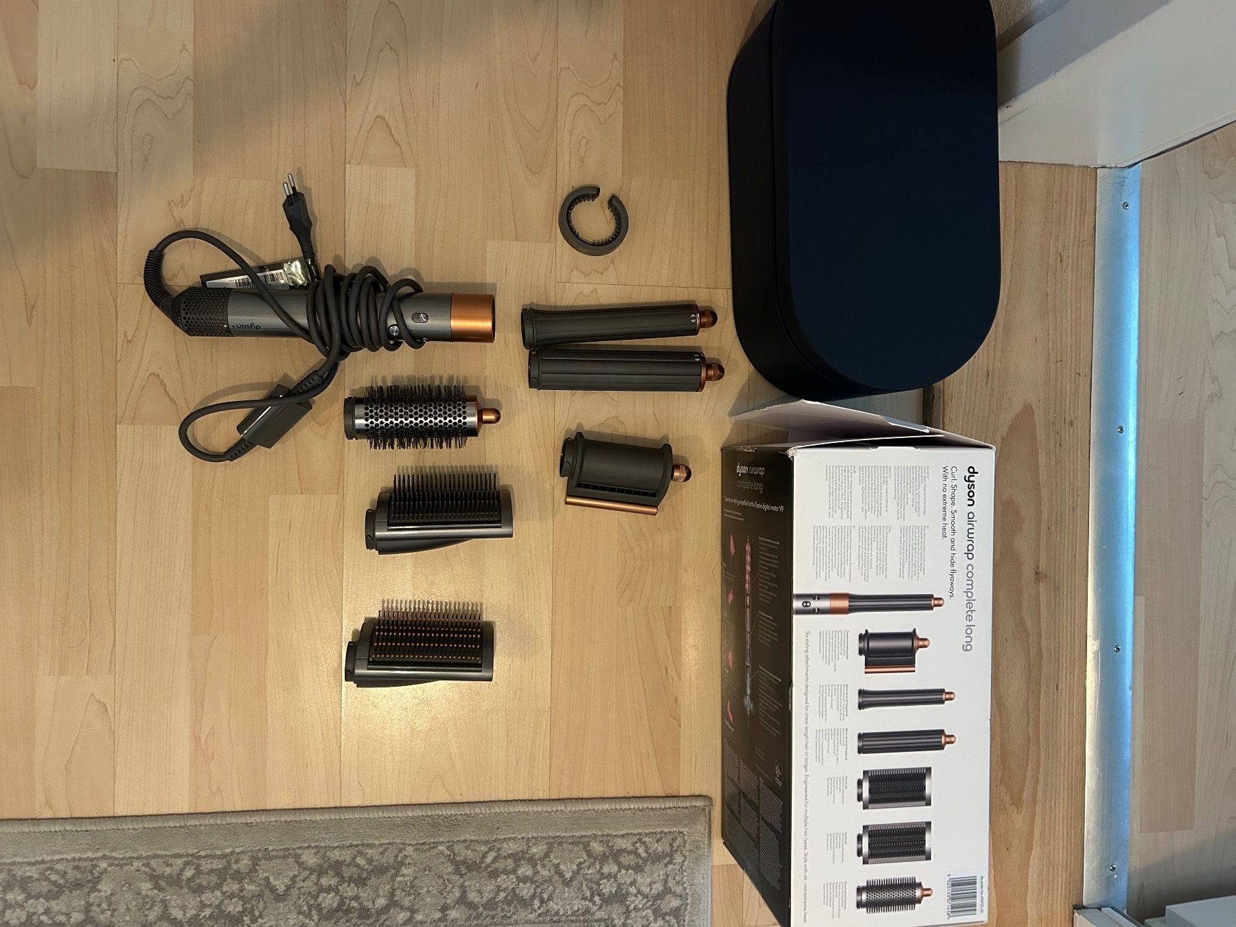 Dyson Sèche-cheveux: Dyson Airwrap Complete Long NEU – Neuf avec emballage d'origine à Thun par osm_z9rw