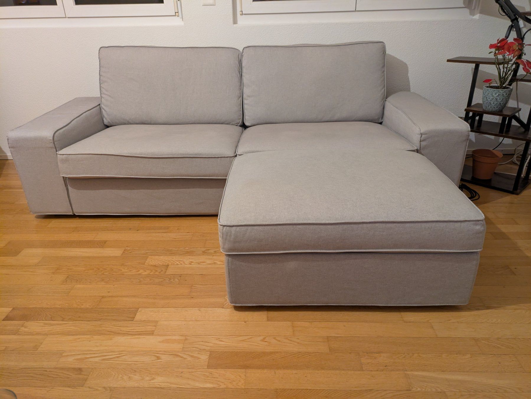 Divani: 3er Sofa mit Hocker – Usato da Zürich venduto da tho_9vp5 3
