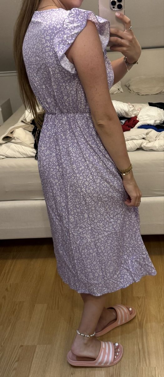 Vestiti: Kleid lila Blumenmuster - Grösse S – Usato da Oberhofen Thun'see venduto da ClaudiaKelesh 5