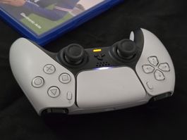 PS5 Controller + Fifa 22