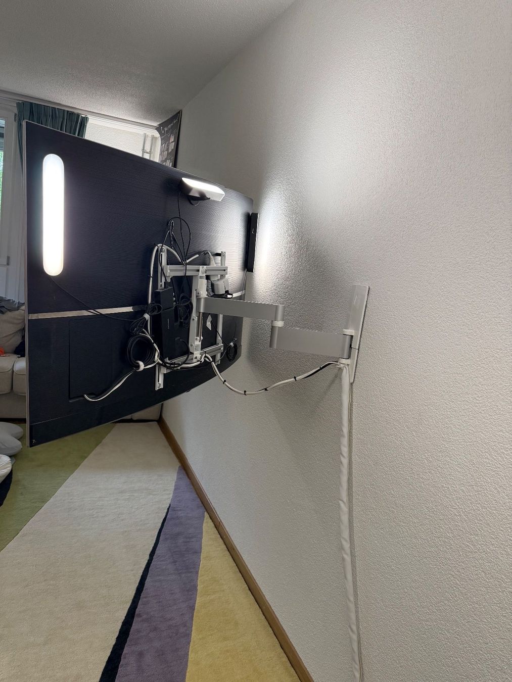 Samsung Televisori: Samsung 55" TV mit Wandhalterung – Usato da Zürich venduto da zar_r5wy 1