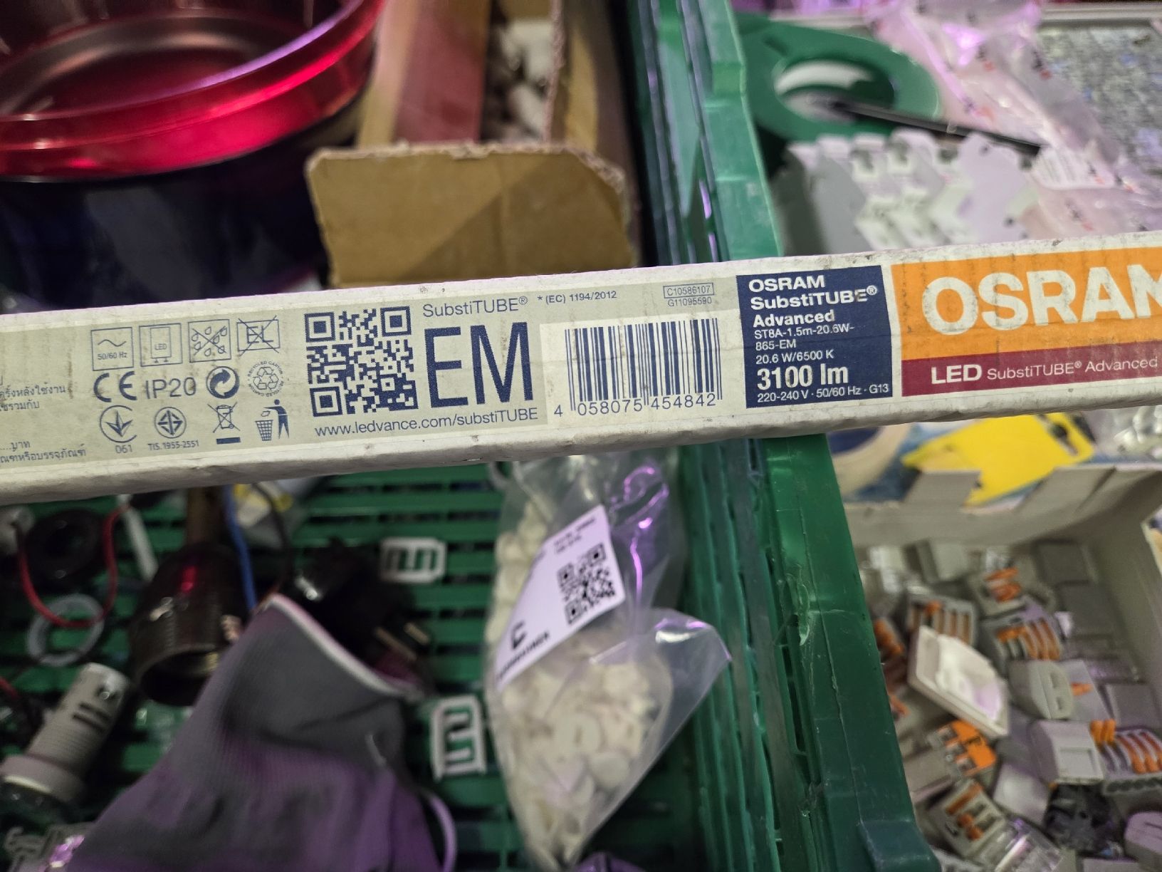Osram Lampes: Osram LED Substilube Advanced ST8A 1.5m – Neuf avec emballage d'origine à Zürich par eymen20 2