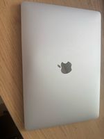 MACBOOK PRO 13”
