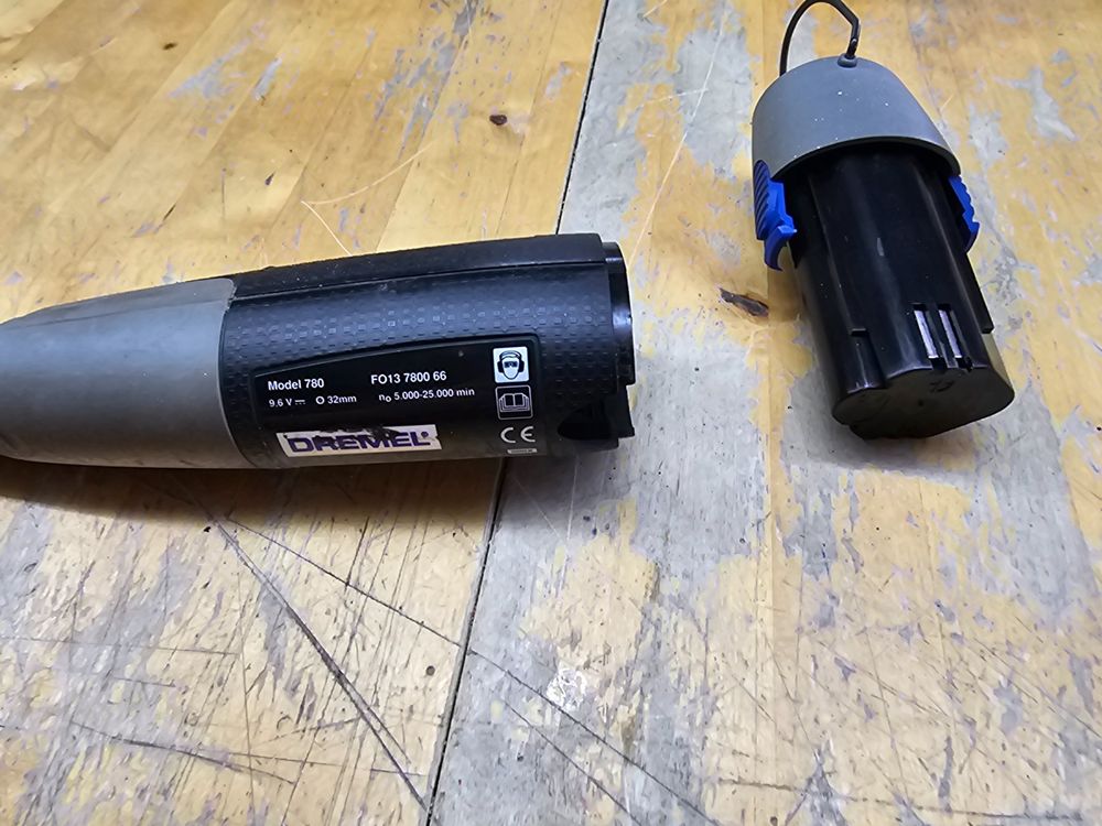 Dremel 9.6 Volt Battery (for 7800)