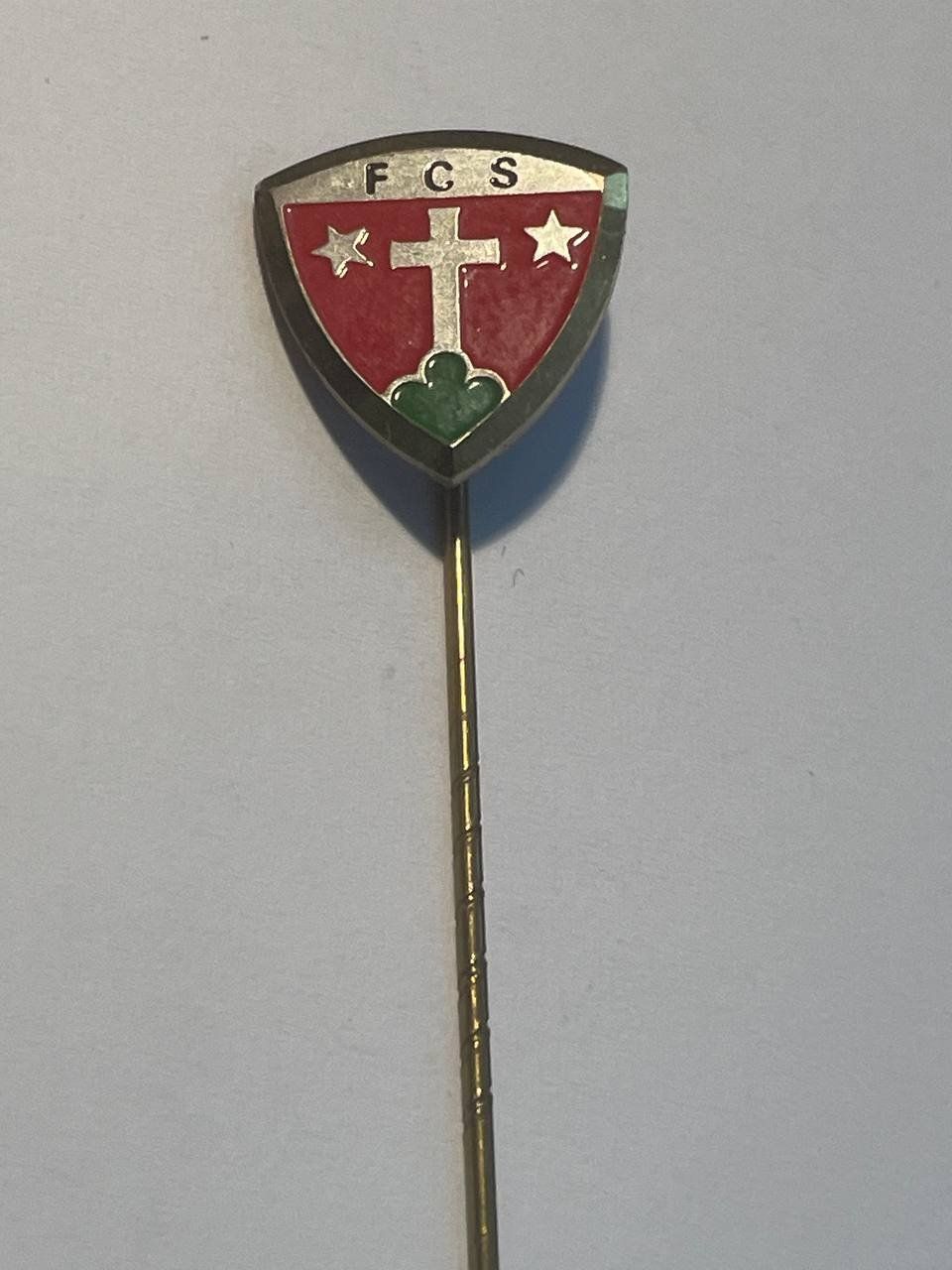Placchette & Badge: 142. Anstecknadel - FC Suhr – Usato da Luzern venduto da Irek 1