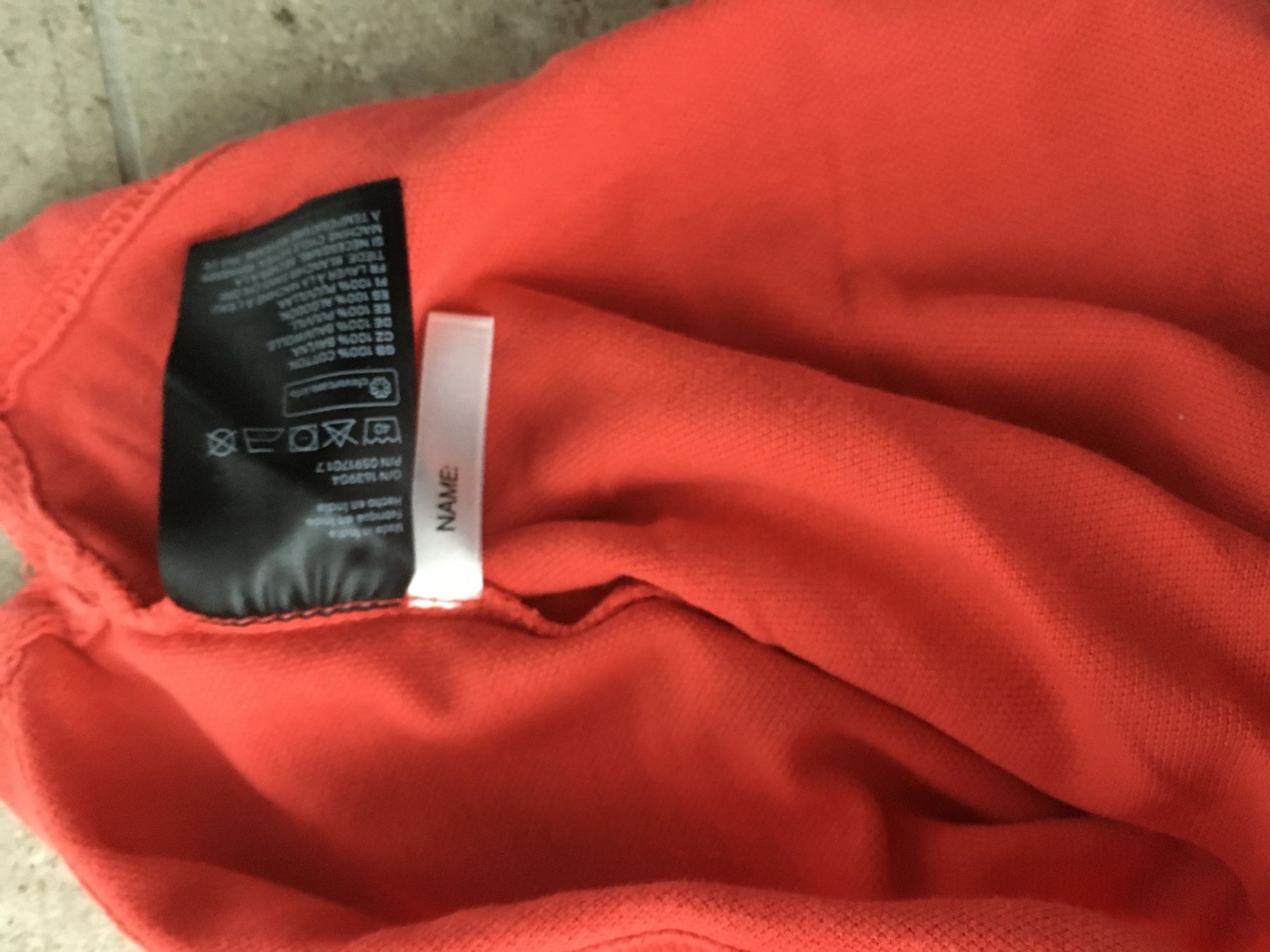 H&M Hemden, T-Shirts & Polos: Polo-Shirt H&M Gr. 122-128 – Gebraucht aus Gächlingen von Tara_devi 2