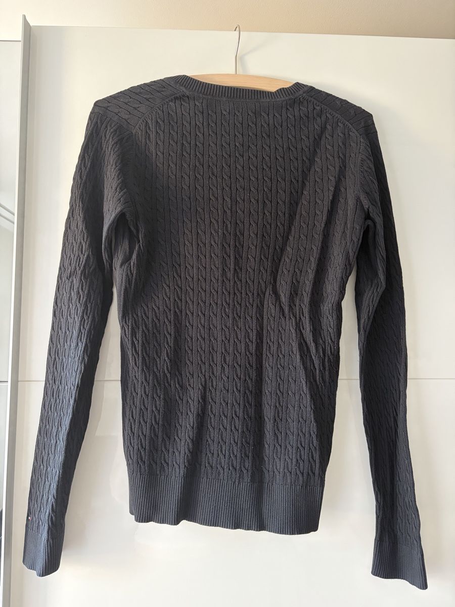 Tommy Hilfiger Maglioni & Felpe: Tommy Hilfiger Pullover schwarz – Usato da Baden venduto da line_onigiri 1